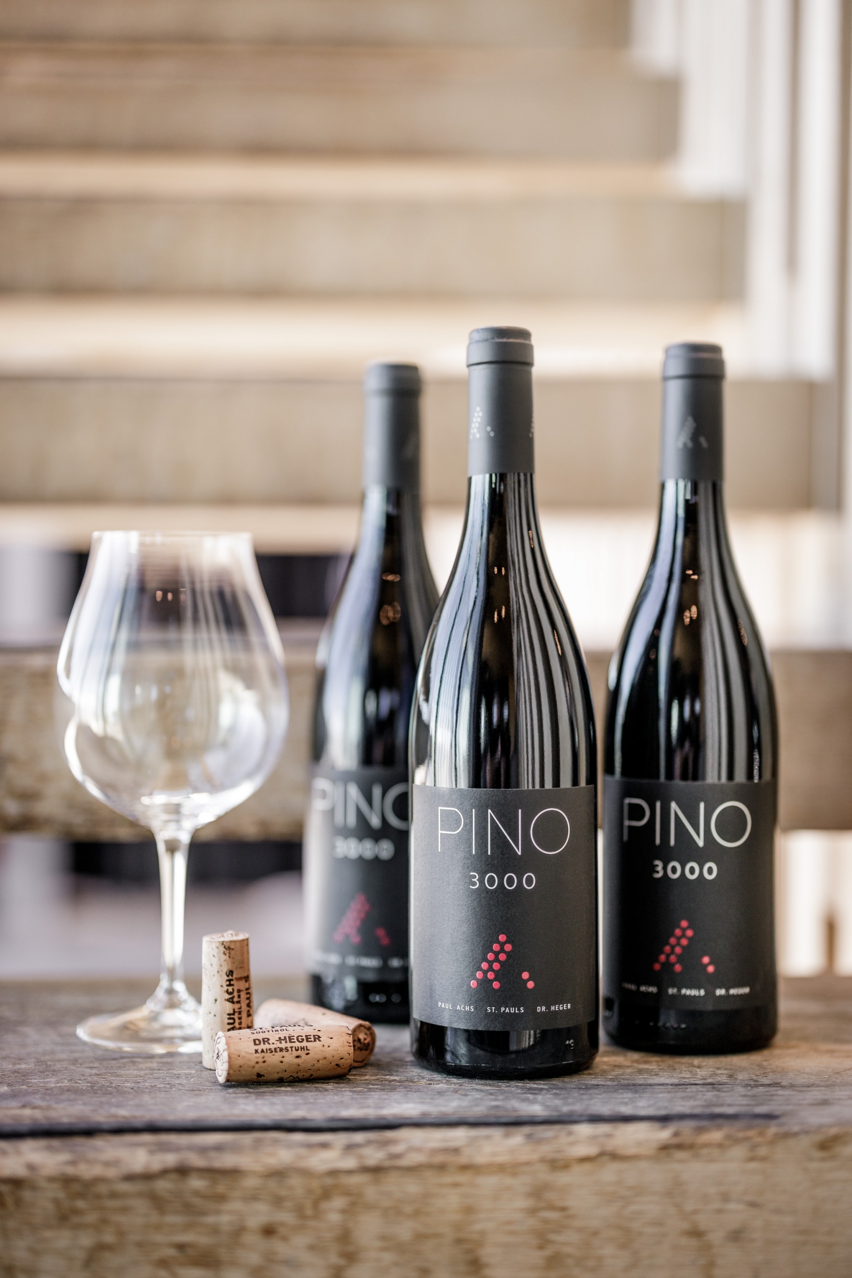 PINO 3000 Weinflaschen im ice Q PINO 3000 Weinflaschen im ice Q