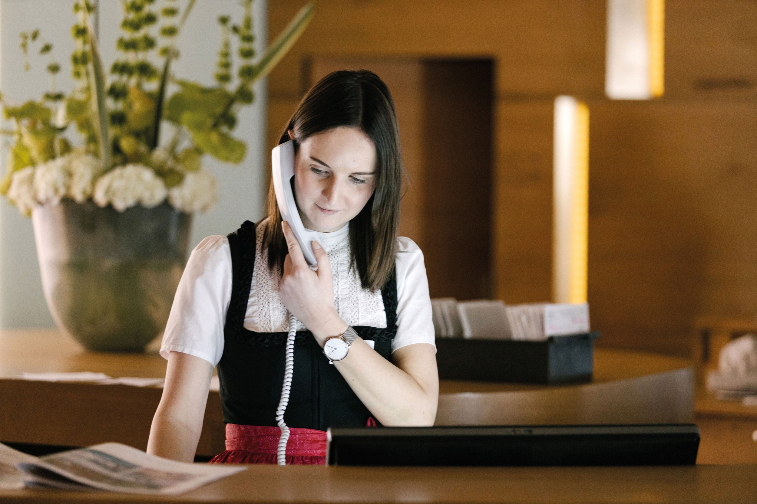 Rezeptionistin im Hotel Das Central in Sölden Rezeptionistin im Hotel Das Central in Sölden