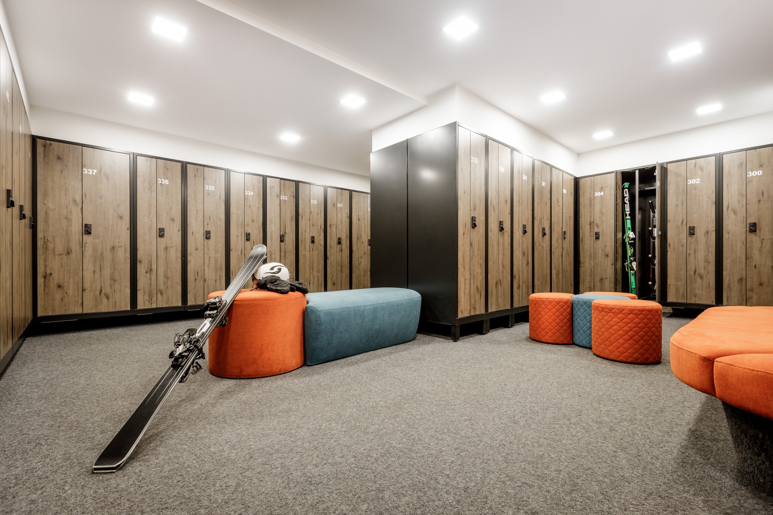 Skikeller im 5-Sterne Skihotel Das Central in Sölden Skikeller im 5-Sterne Skihotel Das Central in Sölden