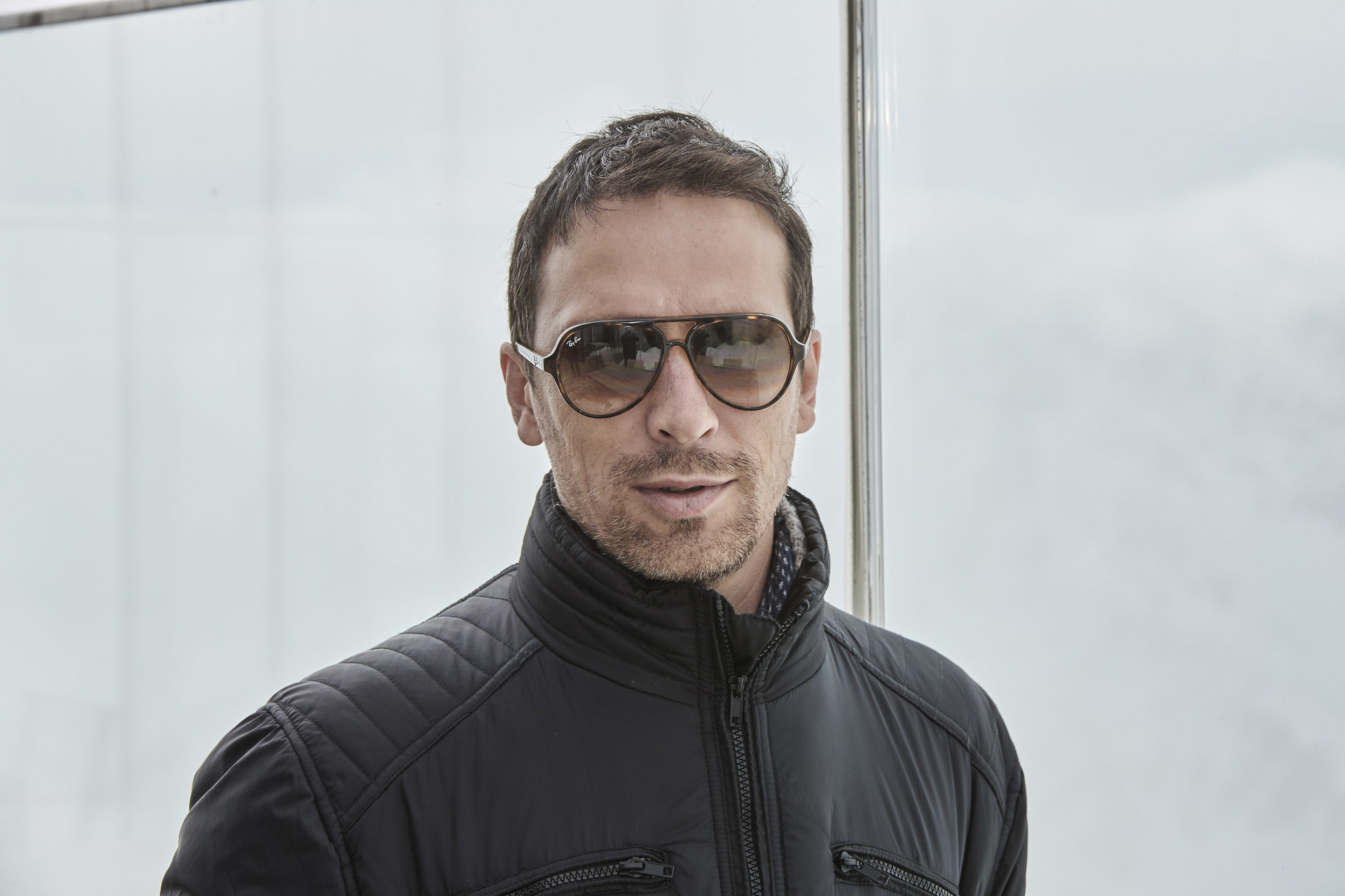 Tino Schädler – 007 ELEMENTS