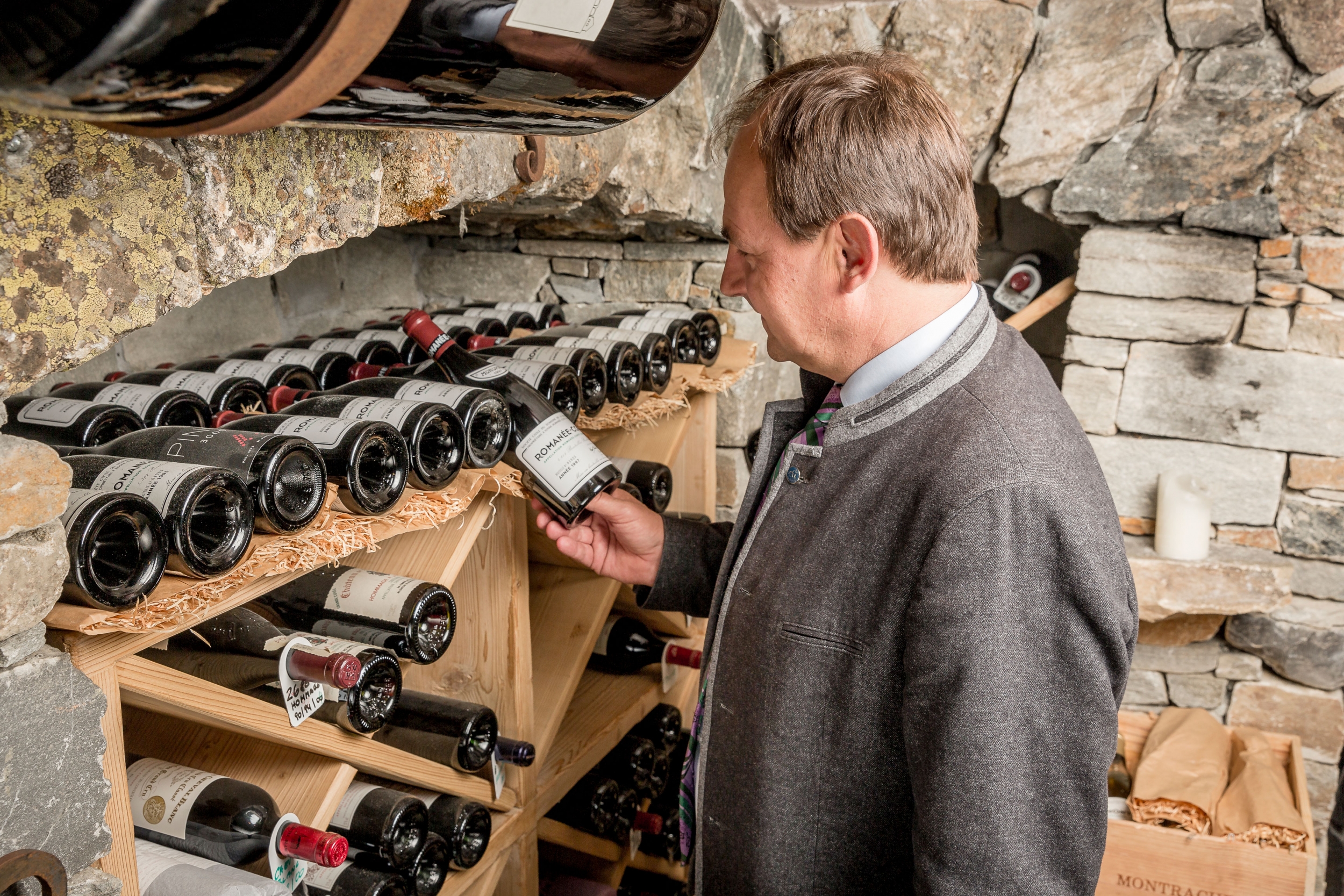 Edle Weine im Weinkeller vom Hotel Das Central in Sölden Edle Weine im Weinkeller vom Hotel Das Central in Sölden