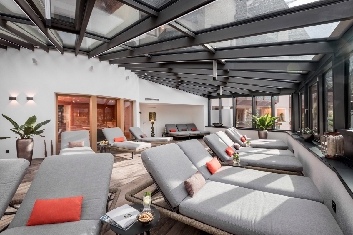 Wintergarten Ruheraum im 5-Sterne Wellnesshotel Das Central in Sölden Wintergarten Ruheraum im 5-Sterne Wellnesshotel Das Central in Sölden