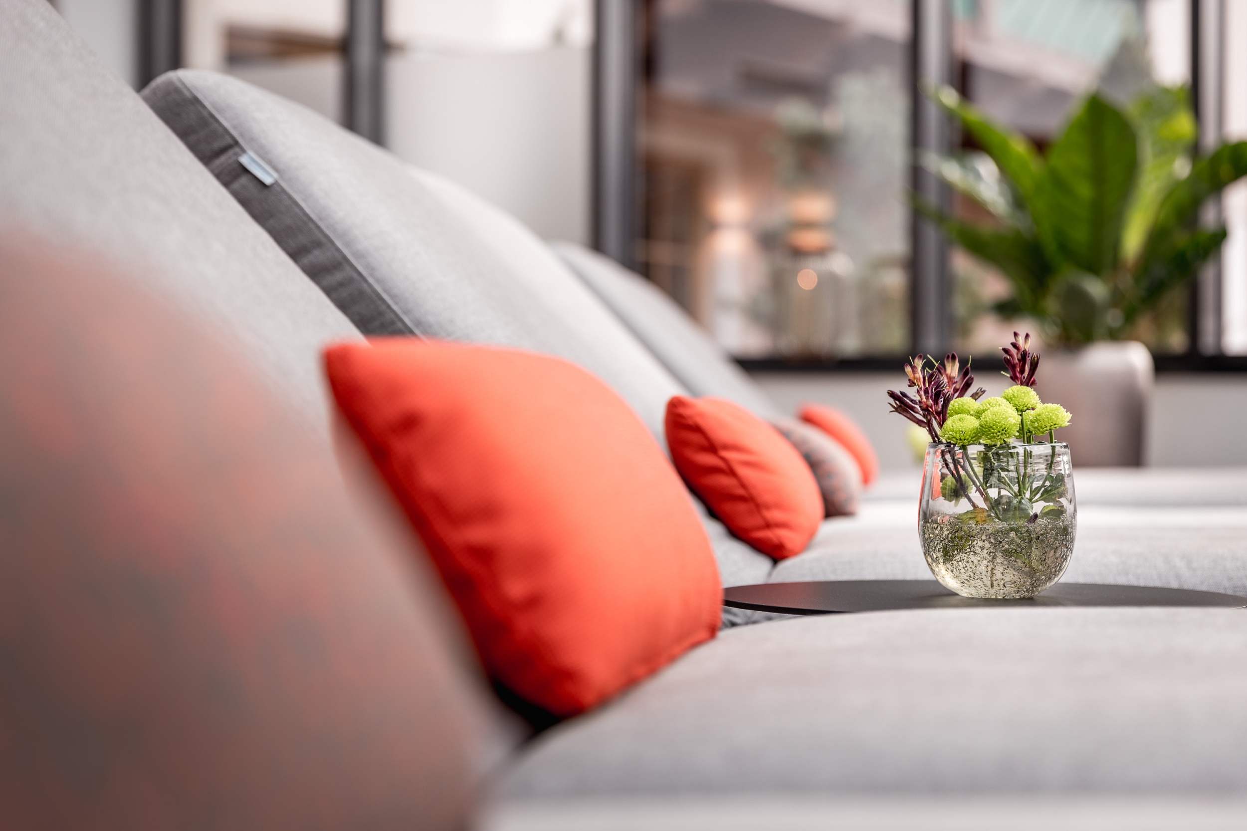 Wintergarten mit Ausblick im 5-Sterne Wellnesshotel Das Central Sölden